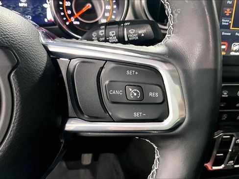 Used 2022 Jeep Wrangler Unlimited Sahara w/ Cold Weather Group image 24