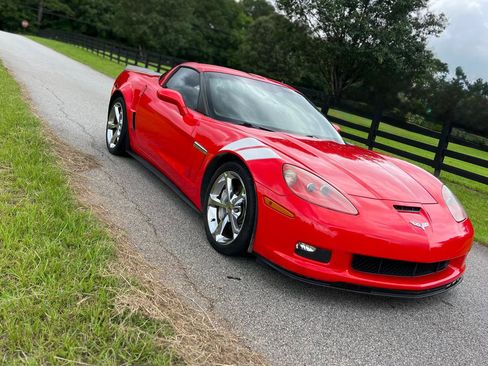 Used 2011 Chevrolet Corvette Grand Sport w/ Preferred Equipment Group RWD image 6
