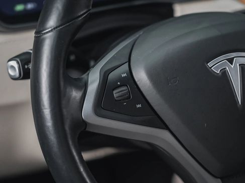 Used 2020 Tesla Model S AWD image 38