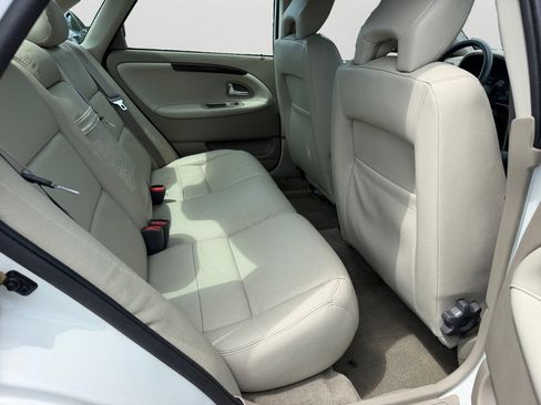 Used 2003 Volvo S40 FWD image 9
