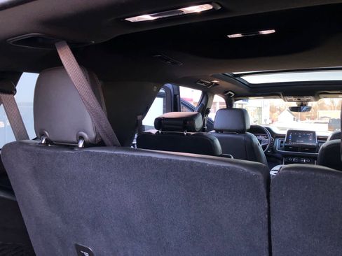 Used 2021 Chevrolet Tahoe High Country w/ Premium Package image 43