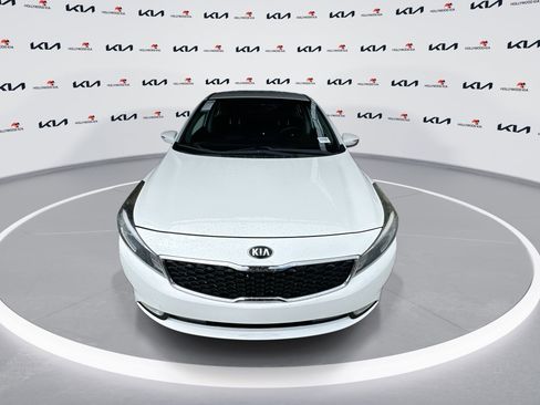 Certified 2017 Kia Forte S w/ S Technology Package image 3