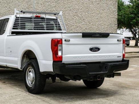 Used 2019 Ford F250 XL w/ Power Equipment Group RWD image 15