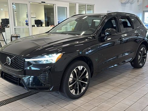 New 2026 Volvo XC60 T8 Plus w/ Climate Package AWD/4WD image 9