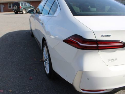 Used 2024 BMW 530i xDrive w/ Executive Package image 44