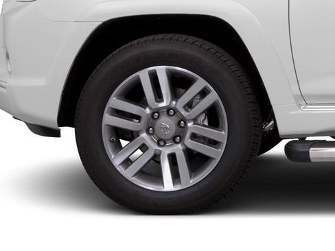Used 2013 Toyota 4Runner Limited RWD image 12