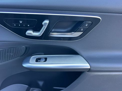 Certified 2026 Mercedes-Benz GLC 300 image 21