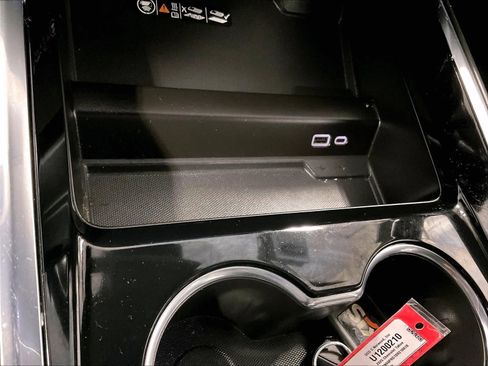 Used 2025 Chevrolet Tahoe Z71 image 26