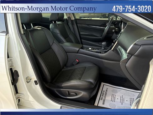 Used 2020 Nissan Maxima Platinum w/ Sport Mat Group image 32