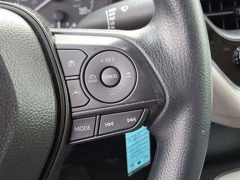 Certified 2025 Toyota Corolla LE image 20
