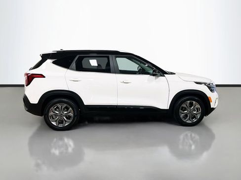 Certified 2024 Kia Seltos S image 8