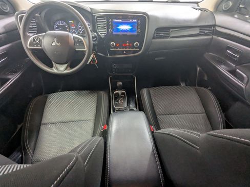 Used 2020 Mitsubishi Outlander ES AWD/4WD image 23