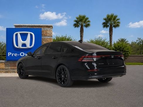 Used 2025 Honda Accord SE image 4