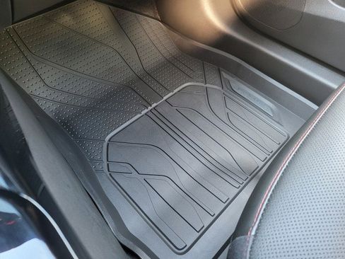 New 2026 Chevrolet Trax RS w/ Driver Confidence Package image 31