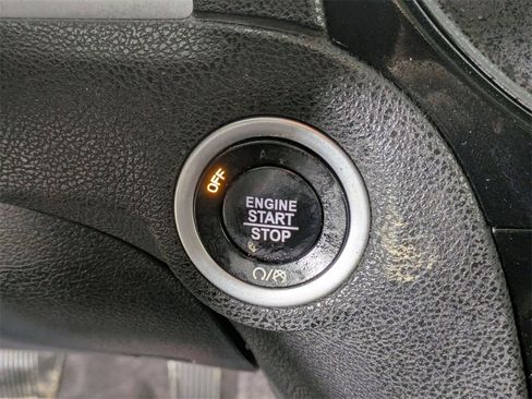 Certified 2018 Chrysler 300 S w/ Safetytec Plus Group image 18