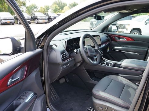 New 2026 Chevrolet Traverse Z71 w/ Driver Confidence Package image 10