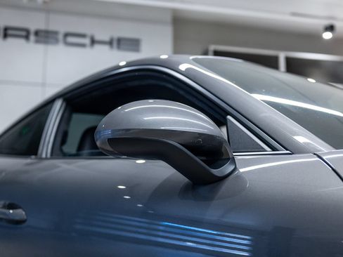 Used 2018 Porsche 911 Carrera GTS RWD image 18