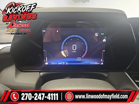 Used 2025 Chevrolet TrailBlazer LT AWD/4WD image 19