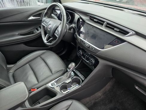 Used 2023 Buick Encore GX Essence w/ Experience Buick Package image 10