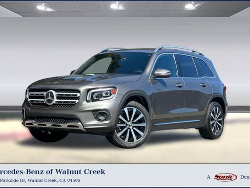 Certified 2023 Mercedes-Benz GLB 250 image 1