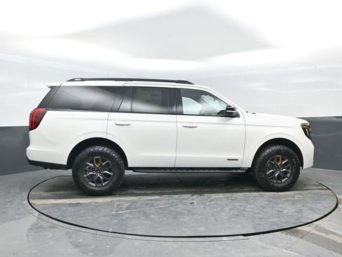 New 2026 Ford Expedition Tremor image 3