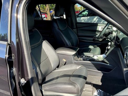 Used 2021 Ford Explorer ST w/ Equipment Group 401A image 13