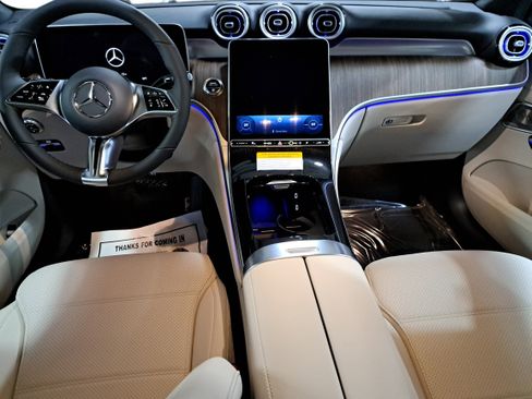 New 2026 Mercedes-Benz GLC 300 4MATIC image 9