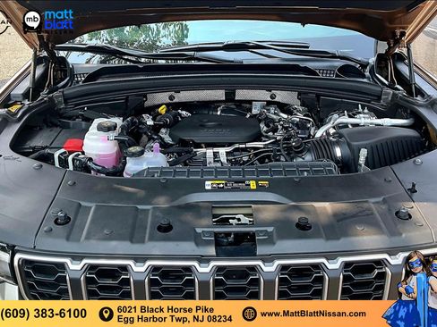 Used 2026 Jeep Grand Cherokee L Limited AWD/4WD image 9