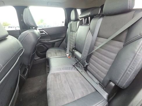 Used 2022 Mitsubishi Outlander SE AWD/4WD image 19