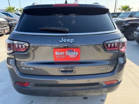 Used 2022 Jeep Compass Limited image 7