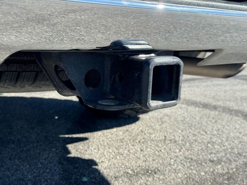 Used 2021 GMC Sierra 1500 SLE w/ Preferred Package image 19