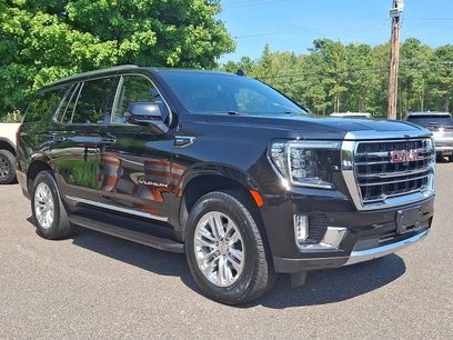 Used 2024 GMC Yukon SLT w/ SLT Luxury Package