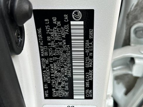 Used 2024 Lexus ES 350 w/ Accessory Package (Z1) FWD image 29