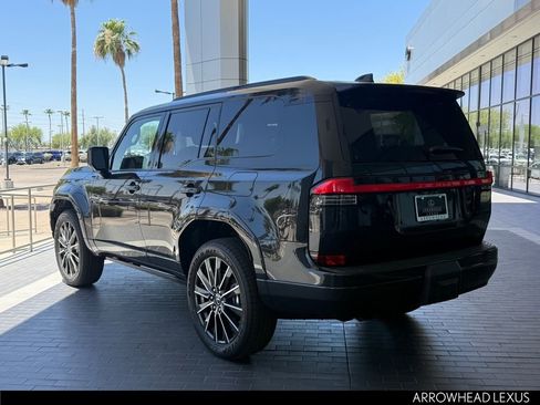 Used 2026 Lexus GX 550 AWD/4WD image 4