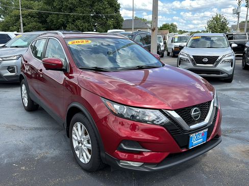 Used 2022 Nissan Rogue Sport SV w/ Technology Package AWD/4WD image 1