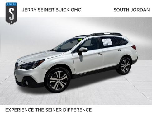 Used 2019 Subaru Outback 2.5i Limited AWD/4WD image 1