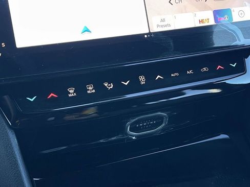 New 2026 Jeep Grand Cherokee Limited AWD/4WD image 34