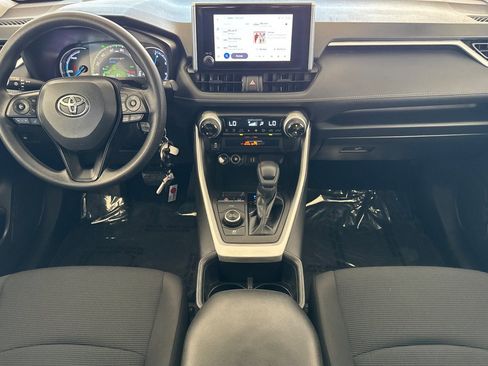 Used 2024 Toyota RAV4 LE AWD/4WD image 14