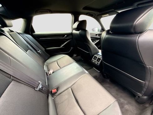 Used 2021 Honda Accord Sport image 25