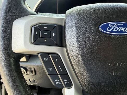 Used 2019 Ford F250 Lariat w/ Lariat Ultimate Package AWD/4WD image 30