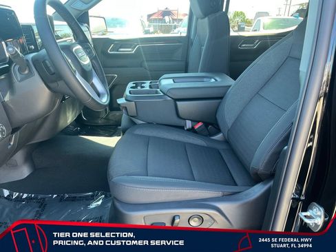New 2026 GMC Sierra 1500 SLE w/ Preferred Package RWD image 9