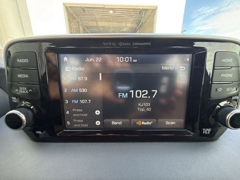 Used 2021 Hyundai Tucson Limited FWD image 16