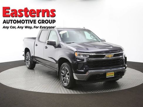 Used 2023 Chevrolet Silverado 1500 LT AWD/4WD image 52