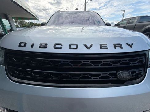 Used 2020 Land Rover Discovery SE AWD/4WD image 29