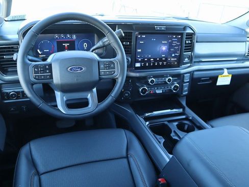 New 2026 Ford F250 Lariat w/ Black Appearance Package AWD/4WD image 2