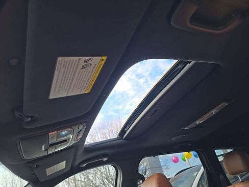 Used 2024 Kia Telluride EX X-Line image 3