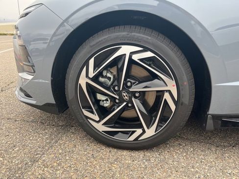 New 2026 Hyundai Sonata SEL image 9