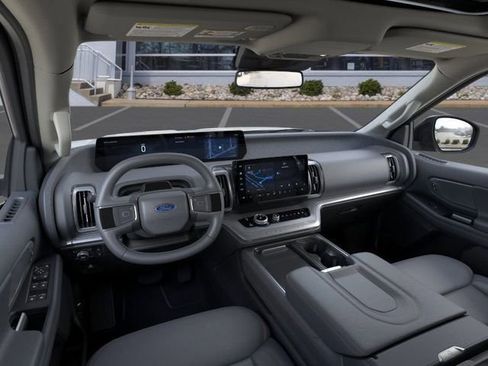 New 2026 Ford Expedition Max Active image 10