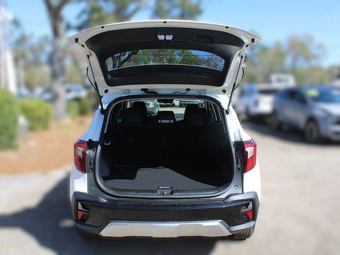 New 2026 Kia Seltos S image 9