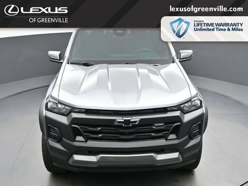 Used 2025 Chevrolet Colorado Trail Boss AWD/4WD image 44
